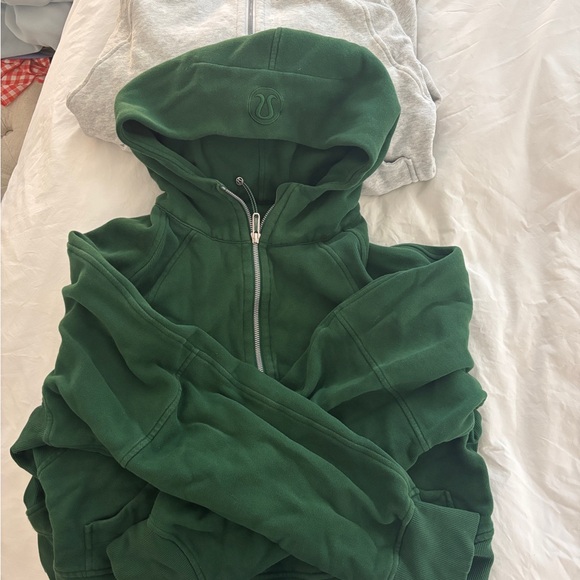 lululemon athletica Green Women's Sweater - Picture 1 of 1